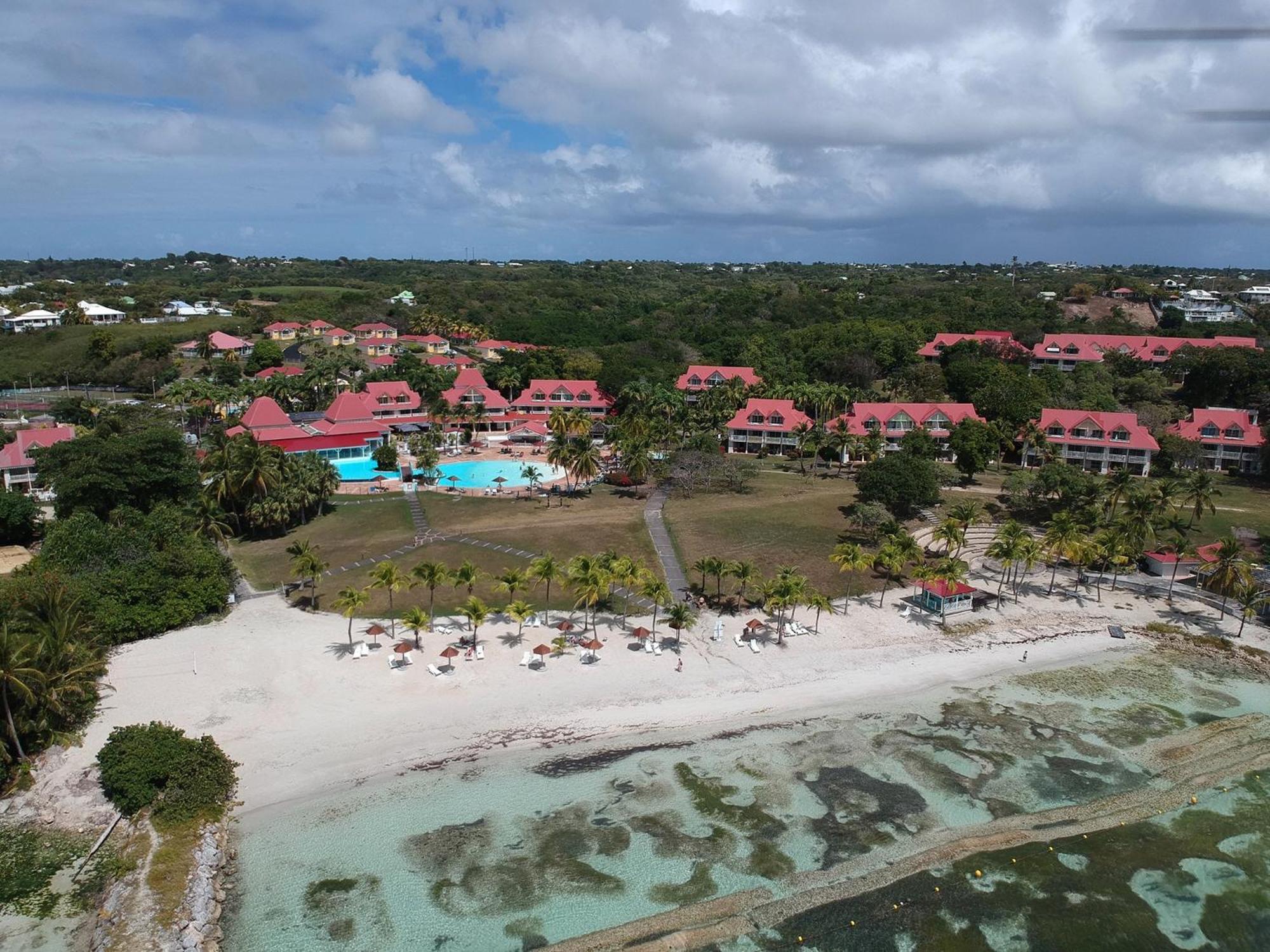 Studio Olia A P&V - Plages, Piscines Et Vue Mer! Sainte-Anne  Exterior photo